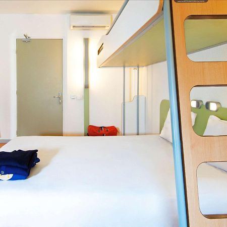 Ibis Budget Orgeval Екстериор снимка