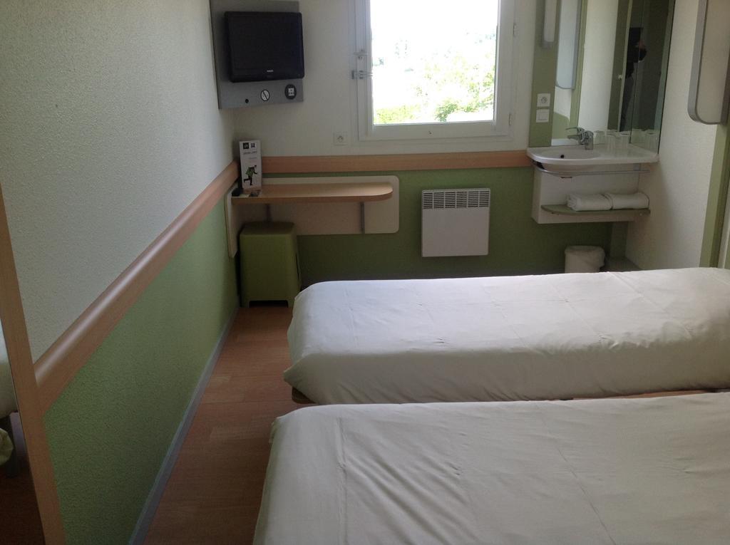 Ibis Budget Orgeval Стая снимка