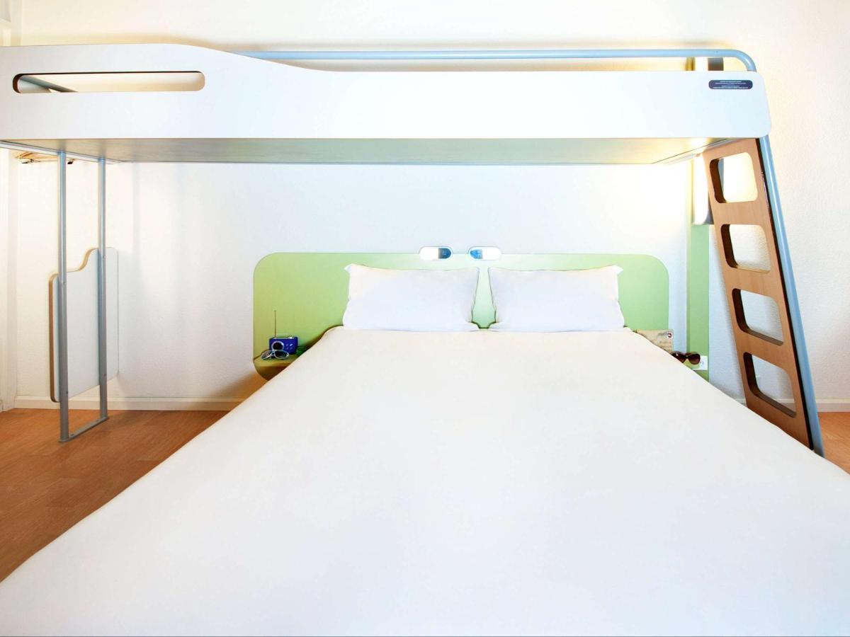 Ibis Budget Orgeval Екстериор снимка
