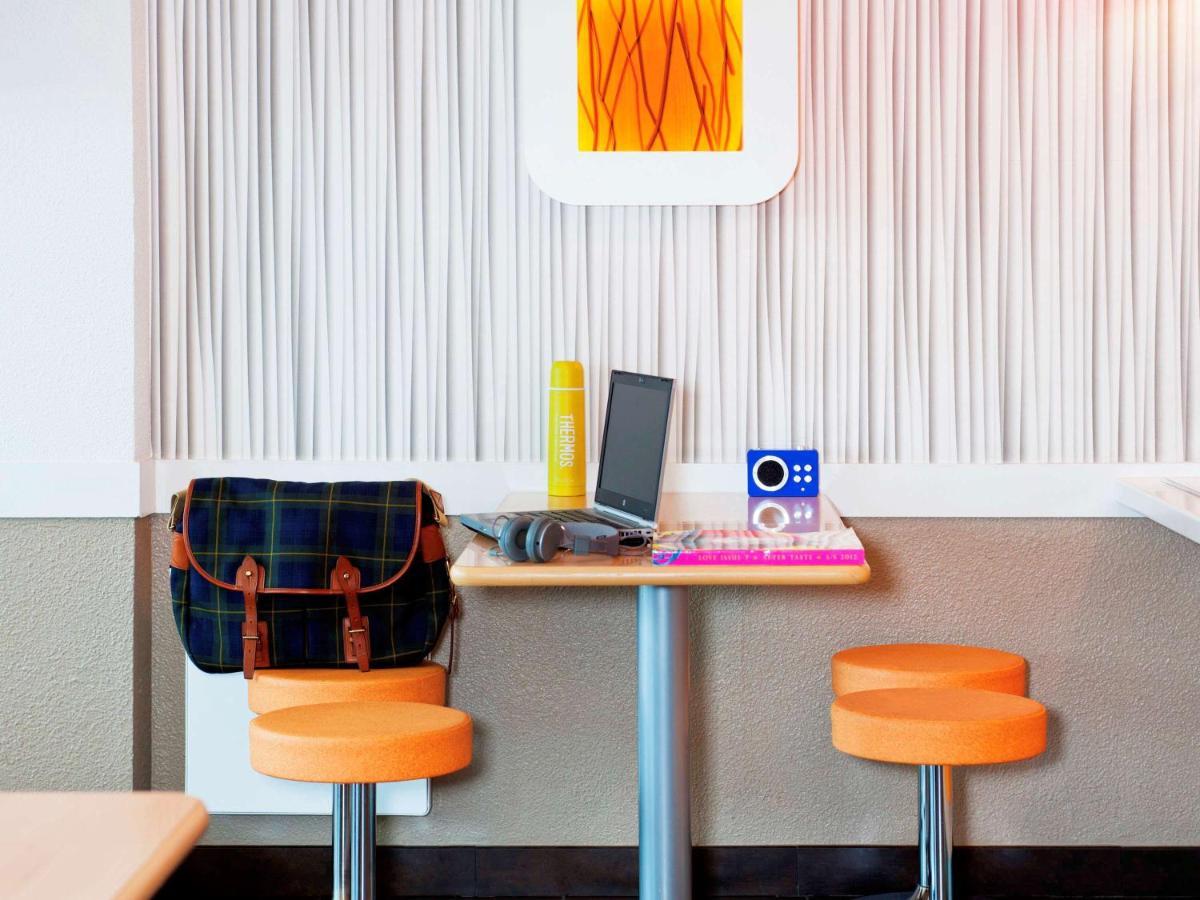 Ibis Budget Orgeval Екстериор снимка